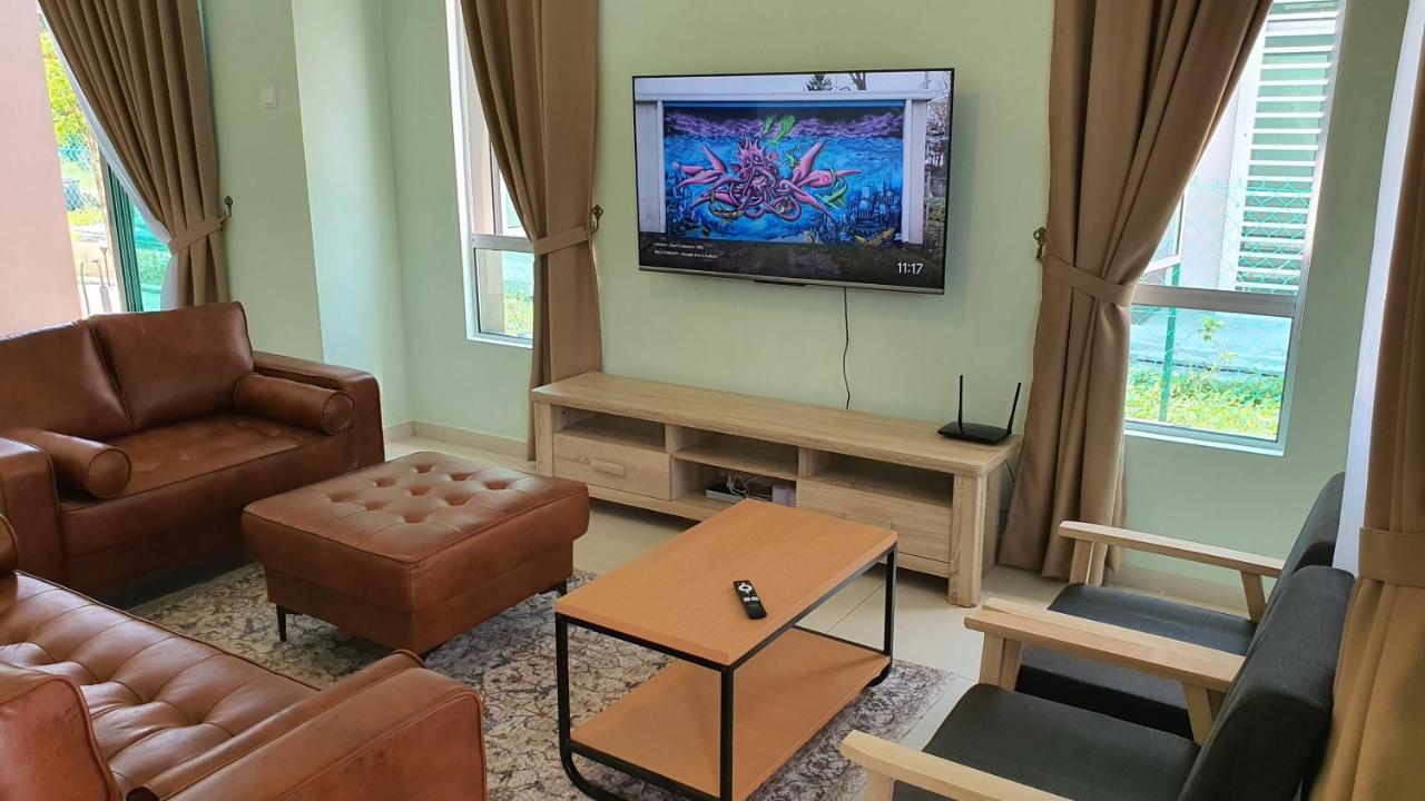 Duyong Damai By Kowbmas Holiday home *