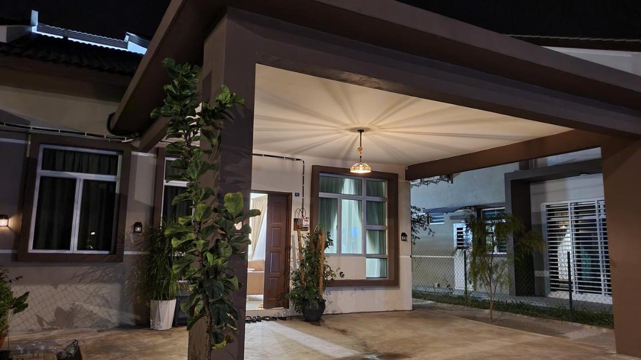 Duyong Damai By Kowbmas Holiday home